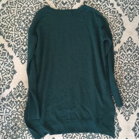 Forest green ANA long sleeve shirt w/cute details - Picture 4 of 5